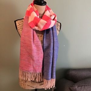 Gap Cozy Classic Fringe Scarf